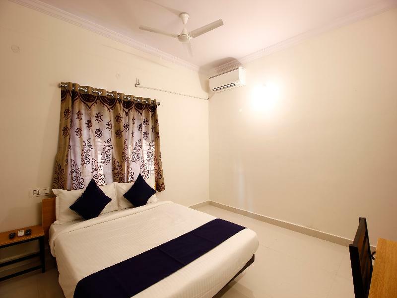 Oyo Silverkey 74581 Nallagandla Hotel Hyderabad Ngoại thất bức ảnh