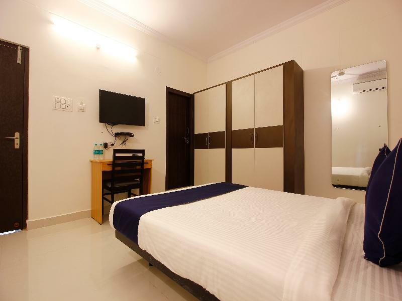 Oyo Silverkey 74581 Nallagandla Hotel Hyderabad Ngoại thất bức ảnh