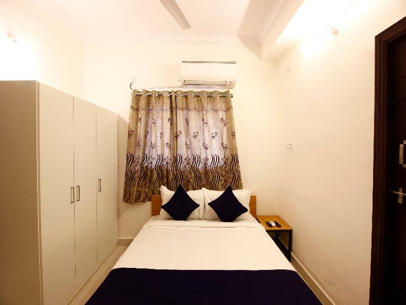 Oyo Silverkey 74581 Nallagandla Hotel Hyderabad Ngoại thất bức ảnh